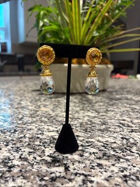 JADED - never worn Gold-Tone Crystal Drop Earrings with Clear Teardrop Dangles